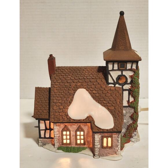 Dept 56 Old Michael's Church HERITAGE VILLAGE COLLECTION Dickens Village #5562-0 - Picture 16 of 16
